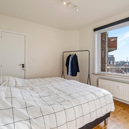 Fantastically Located Modern Apartment With Garage Available Oostende Buitenkant foto