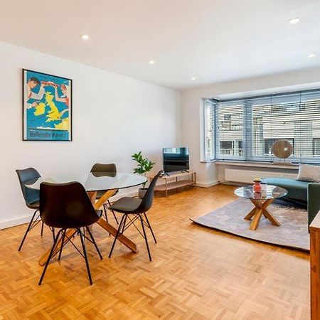 Fantastically Located Modern Apartment With Garage Available Oostende Buitenkant foto