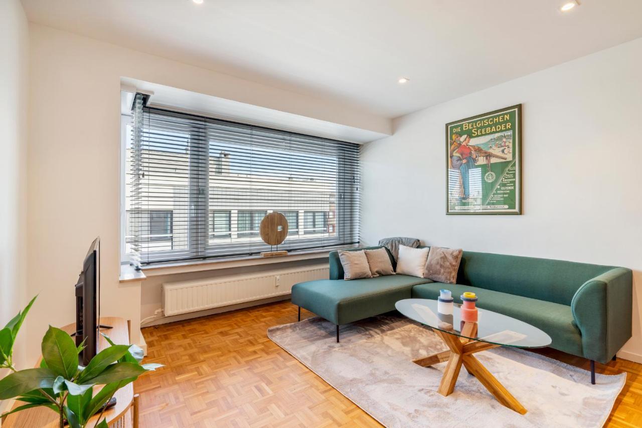 Fantastically Located Modern Apartment With Garage Available Oostende Buitenkant foto